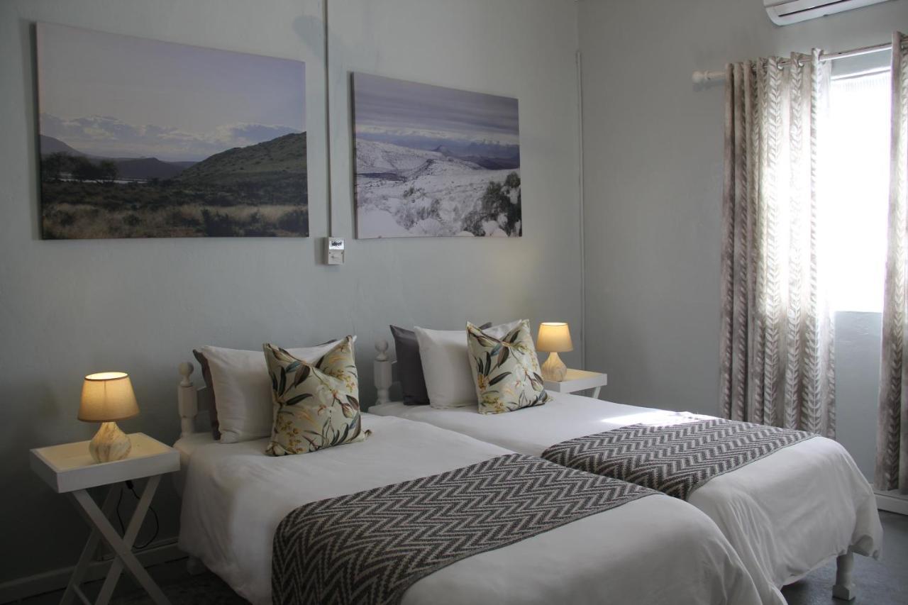 @Karoo Guesthouse Храфф-Рейнет Экстерьер фото